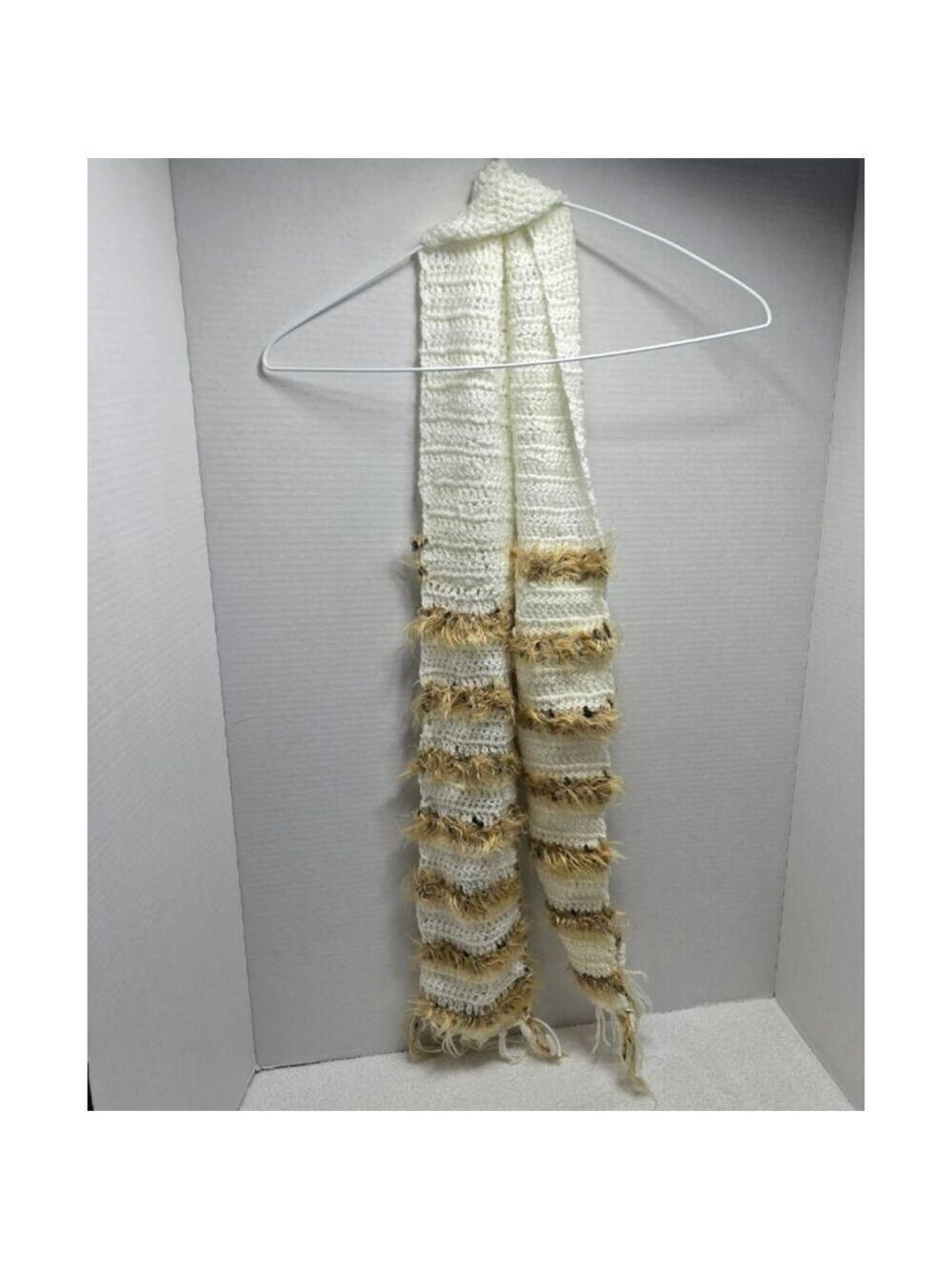 Women's Unbranded White Brown Striped Knit Scarf One Size